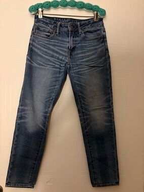American Eagle Outfitters Men’s Faded Blue Slim Jeans